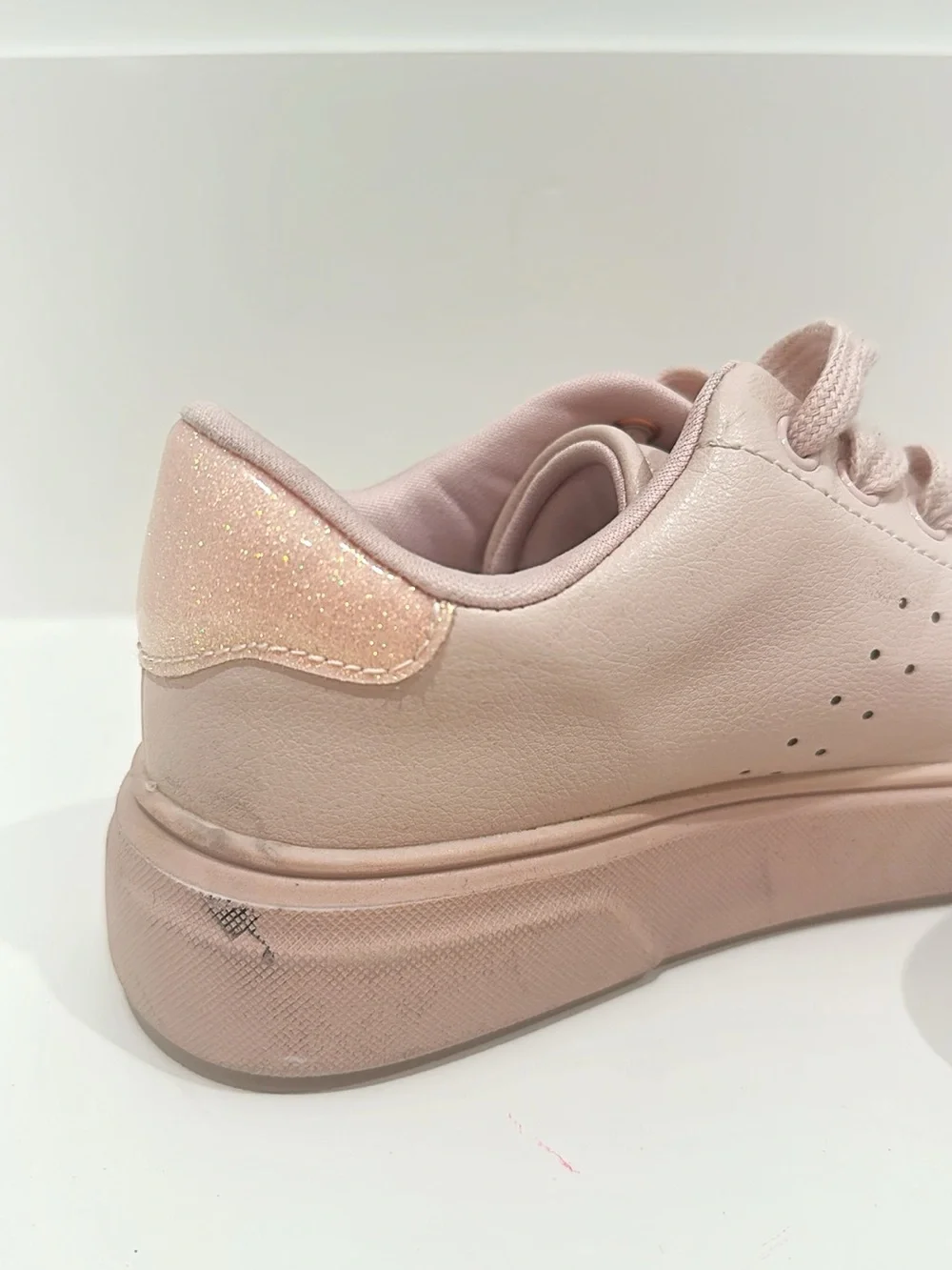 art class pink casual